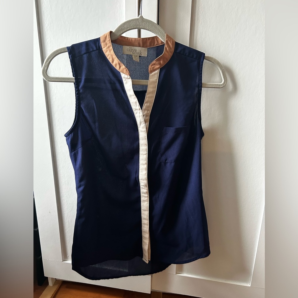 Navy Sz S sleeveless Blouse with tan and brown detailing